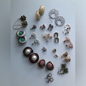 Total SALE: ALL earrings